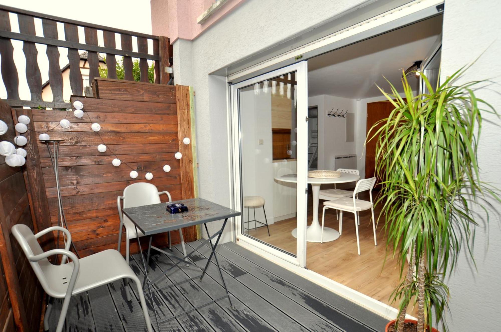 Appartement Aux cigognes de Blotzheim Extérieur photo